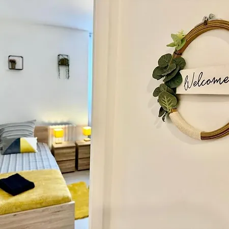 Confortable T4 Equipe A - 200m Metro * Roubaix