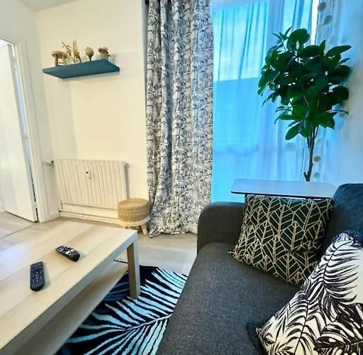 Confortable T4 équipé à - 200m Métro